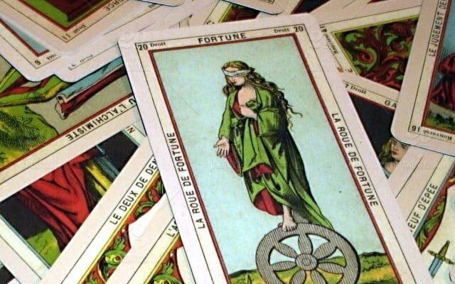 knowledge-of-tarot-cards